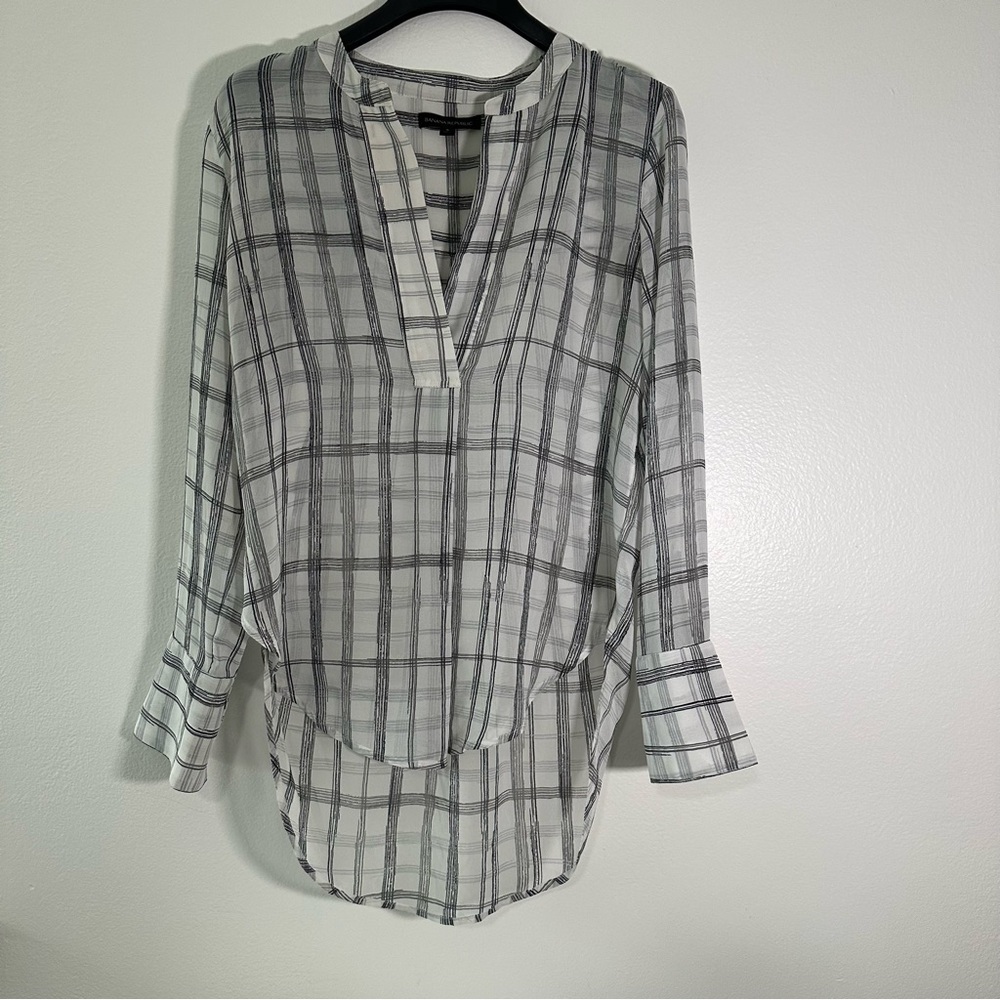 Banana Republic Plaid Blouse Women Small Gray White Tunic 3/4 Sleeve